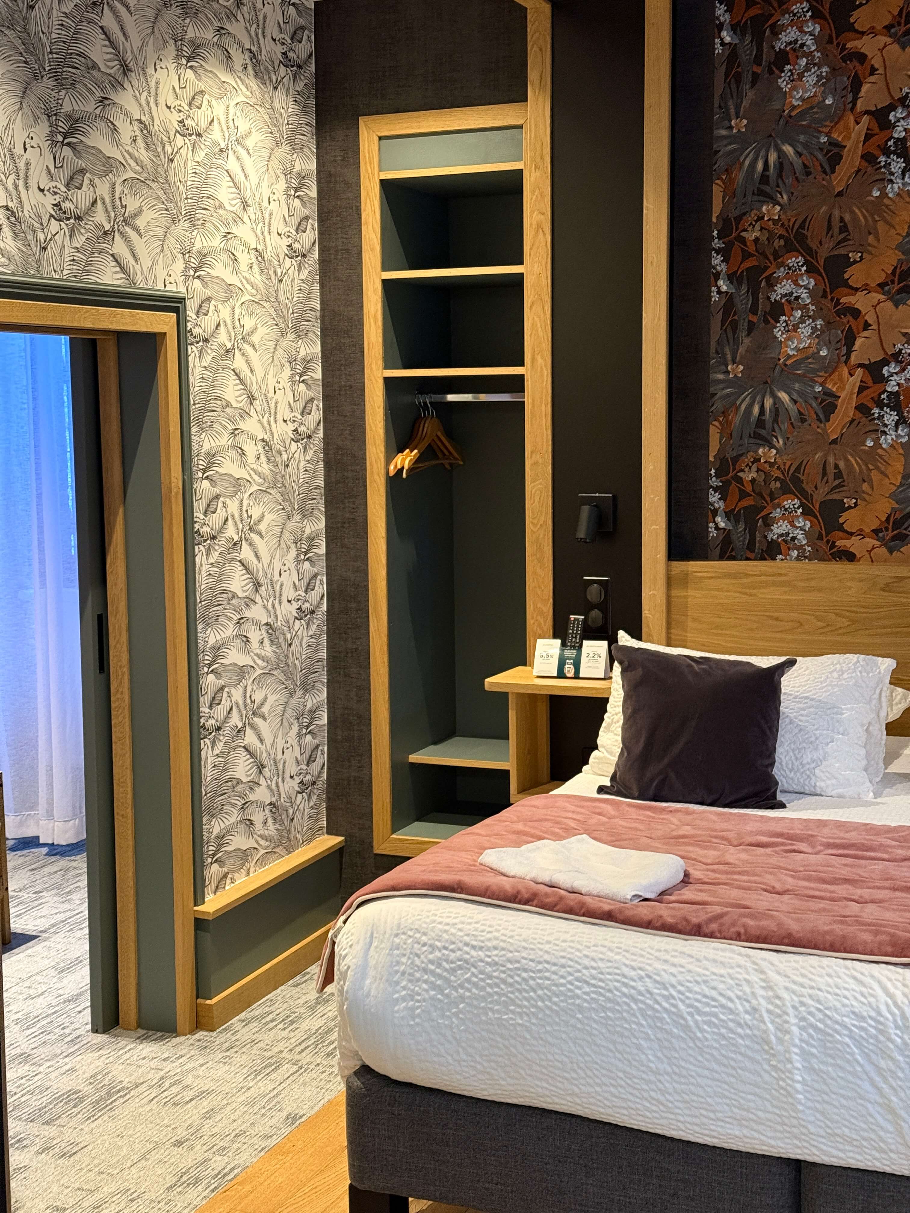 Réalisation menuiserie - dressing sur mesure en corrèze