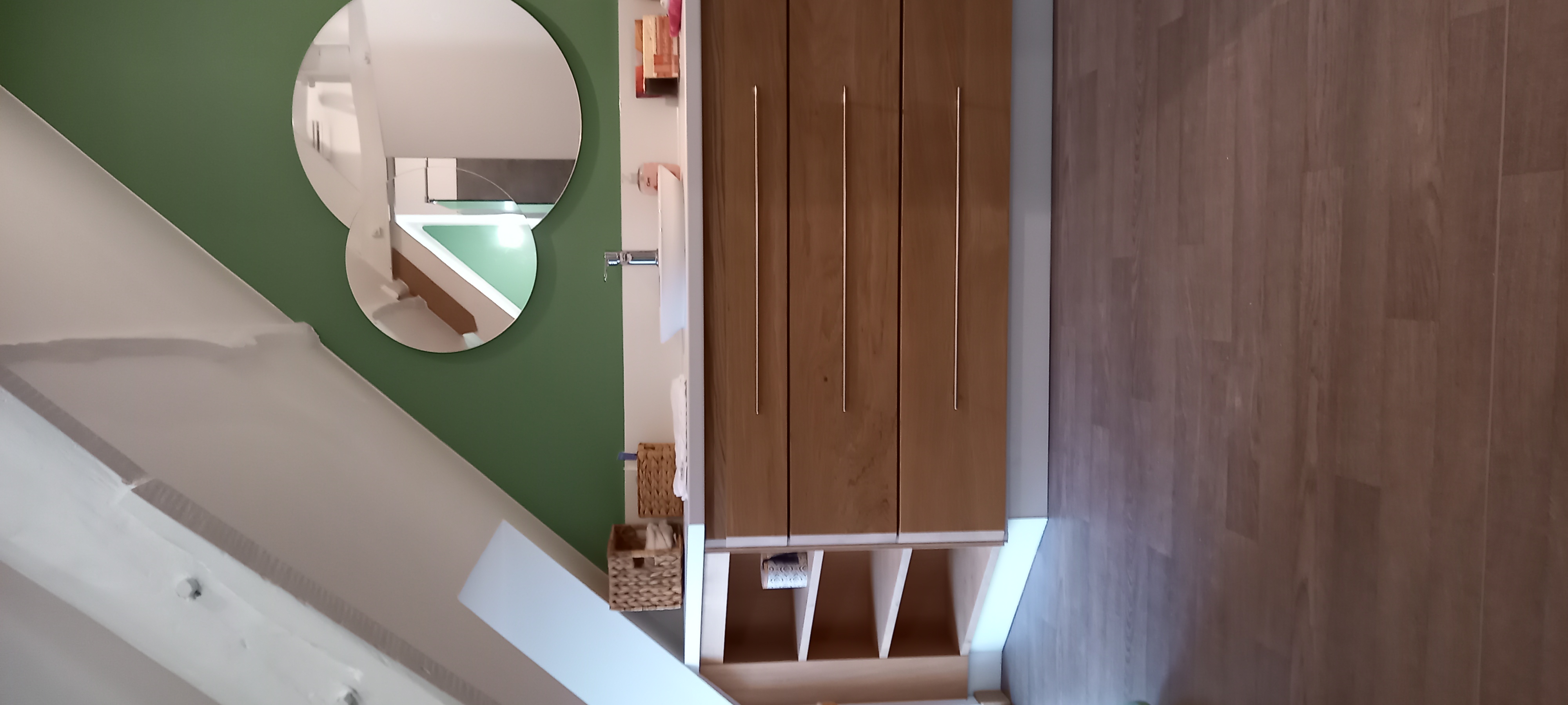 Salle de bain verte - Fabrication menuisier